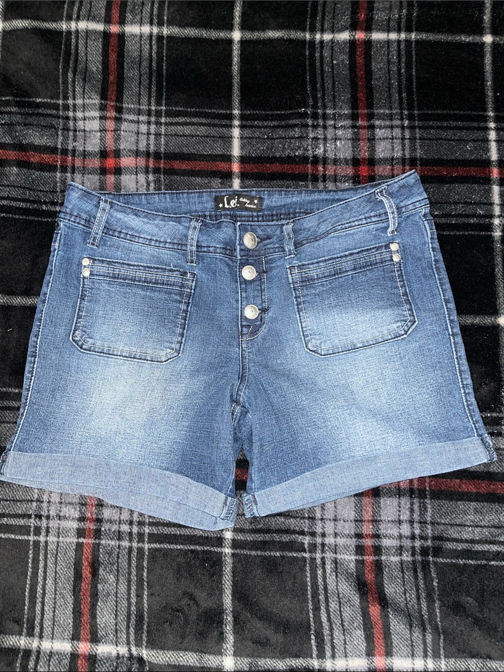 l.e.i. Blue Button-Front Rolled Cuff Denim Shorts